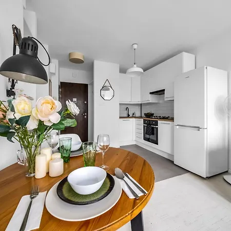 Warsaw Powisle Apartment - 8Th Floor With Balcony - By Rentujemy Exterior photo